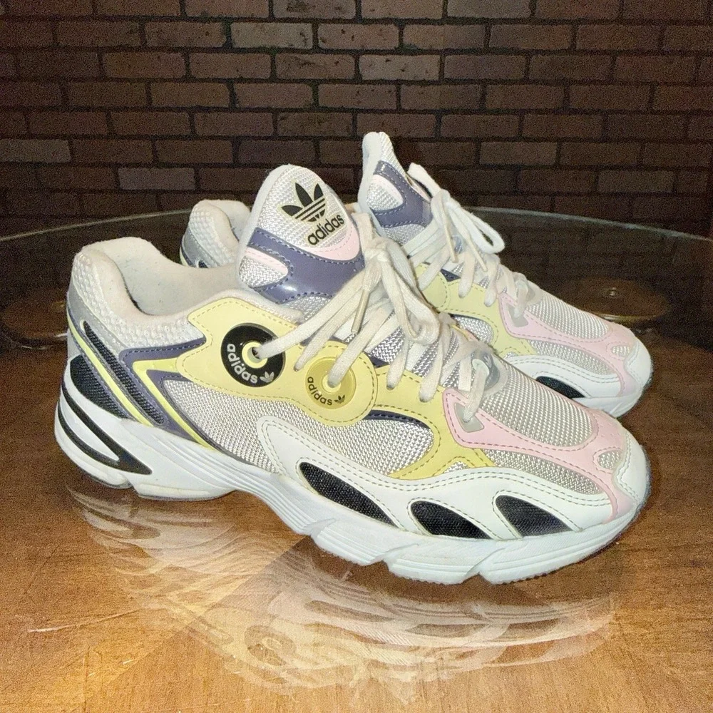 Women's Adidas Astir Sneakers GZ1637 White/Pink/Yellow Size 9